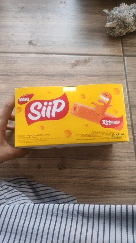 Nabati Siip Keju Satu Kotak