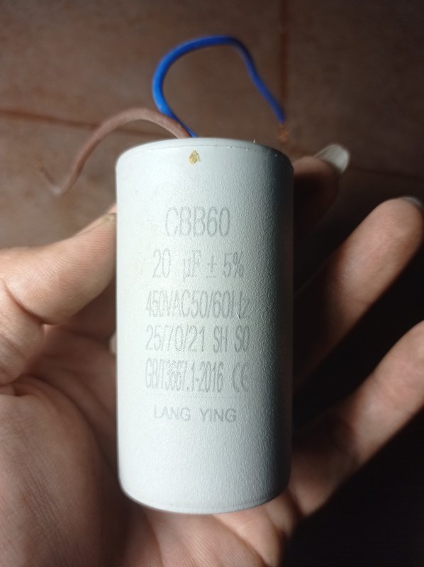 Kapasitor bulat 20 uf