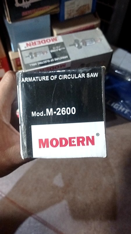 Armature M-2600 Modern