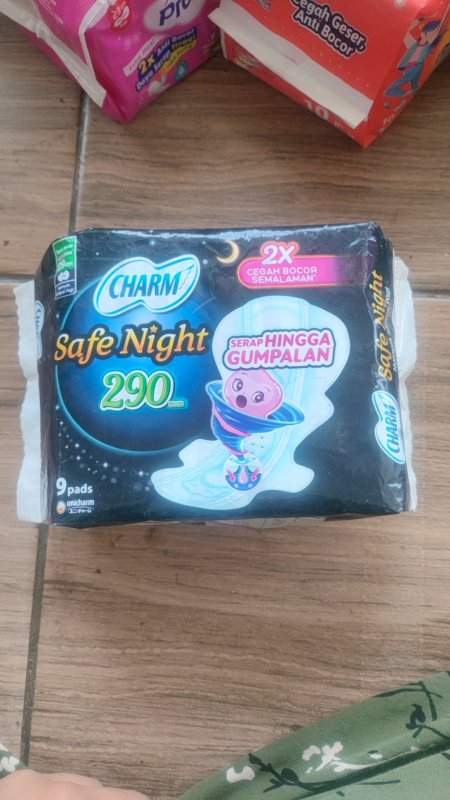 Pembalut Charm Safe Night 290mm 9pads